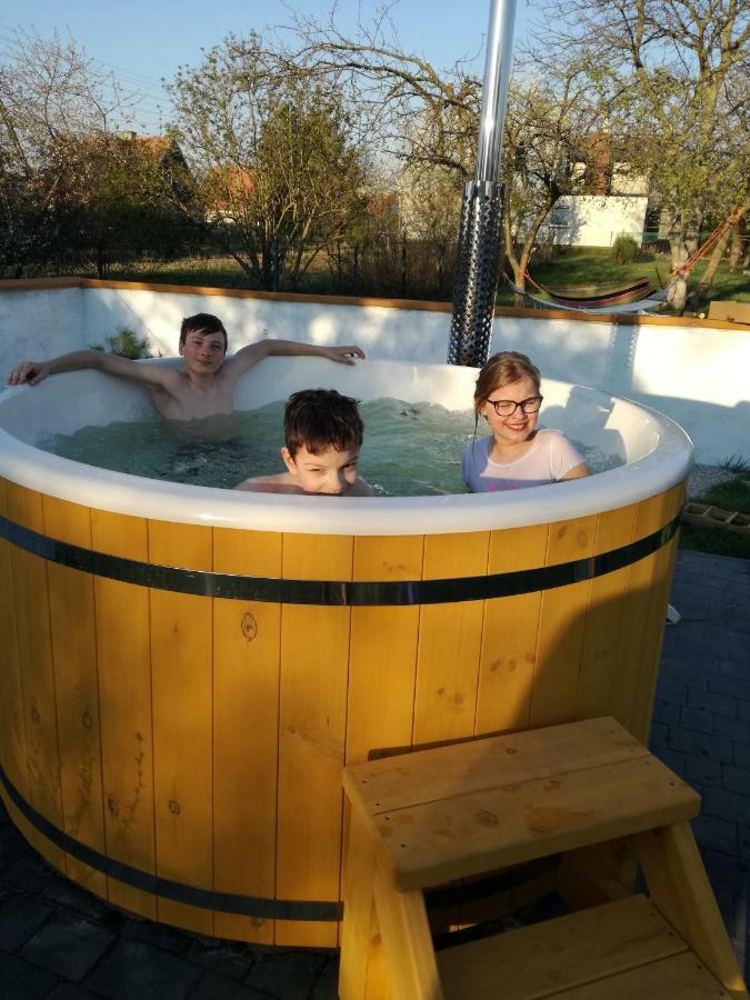 Willa Wanda - Duzy Ogrod Z Hot-Tube I Sauna Sztum المظهر الخارجي الصورة